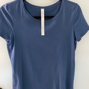 Lululemon Scoop Neck T-shirt